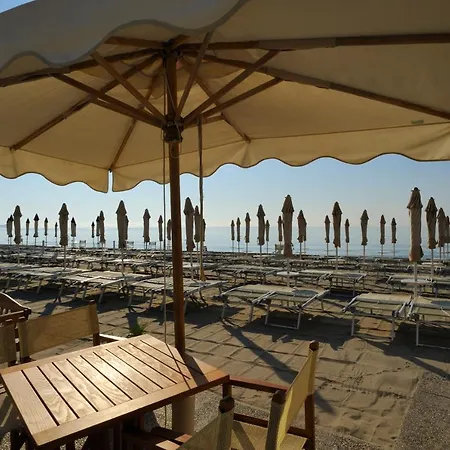 Europa & Concordia Hotel 4*