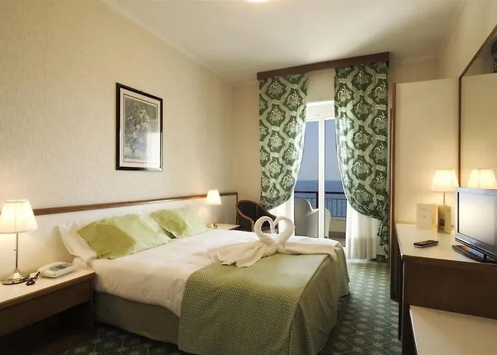 Hotel Europa & Concordia 4*