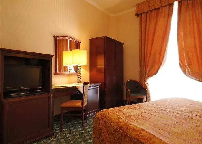 Europa & Concordia Hotel 4*
