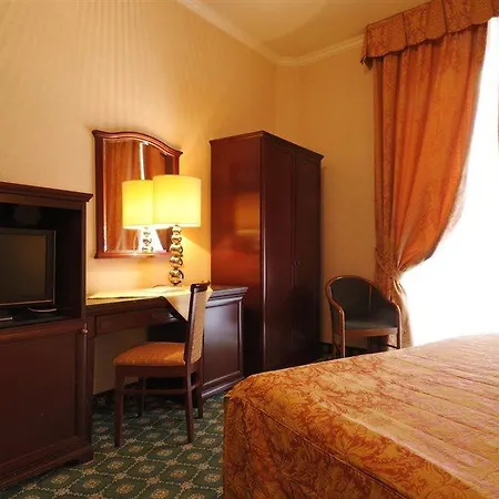 Europa & Concordia Hotel 4*